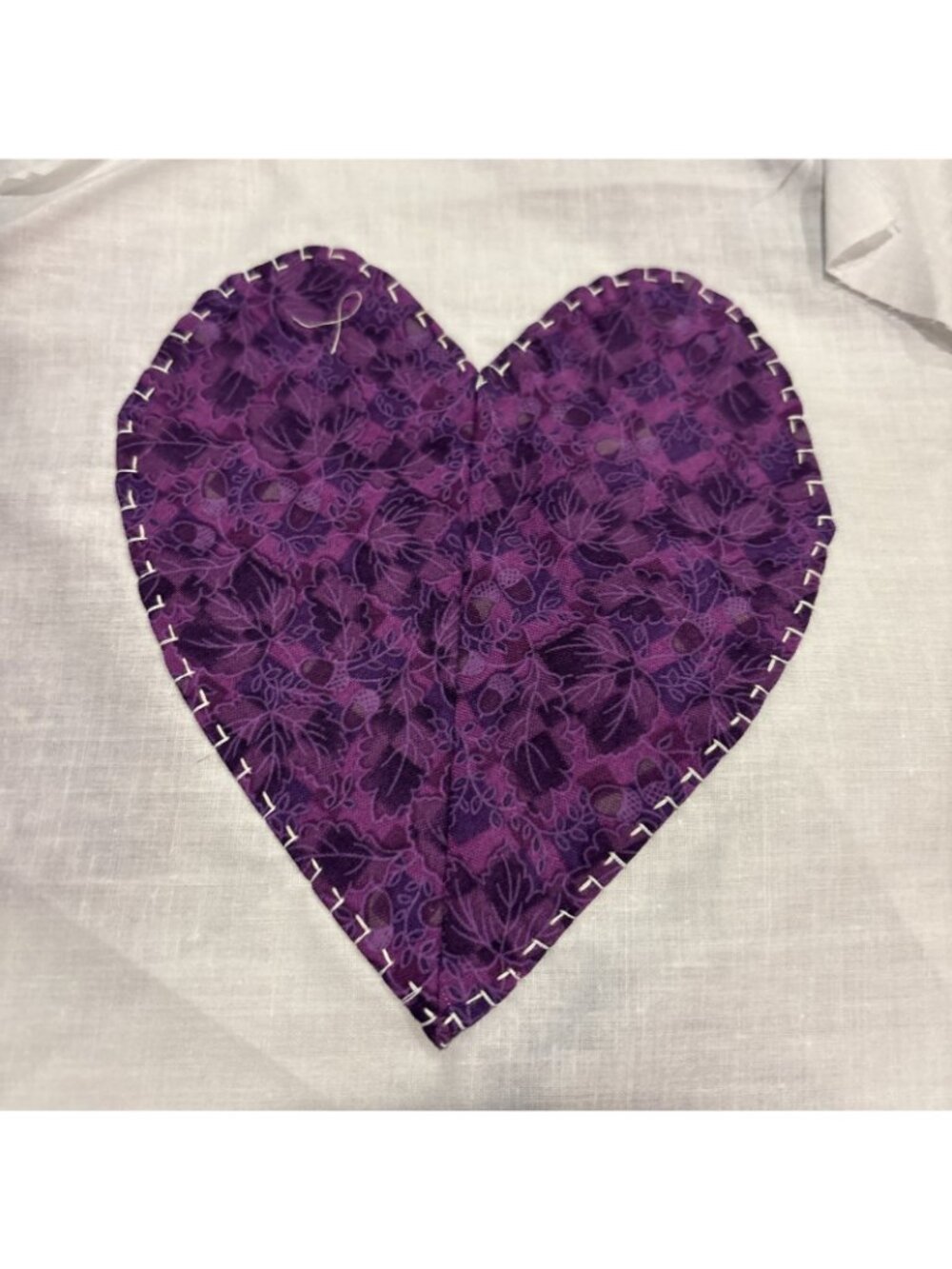 SET OF 26 HEARTS HAND APPLIQUÉD QUILTING BLOCKS 8 INCH + 20 Smalls Purple White - Picture 3 of 9